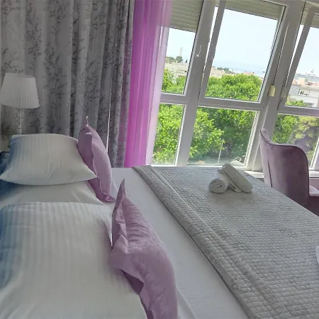 Downtown Luxury Apartment Emili Split Exterior photo