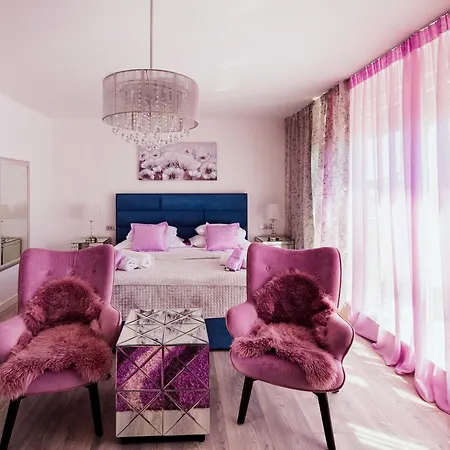 Downtown Luxury Apartment Emili Split Exterior photo